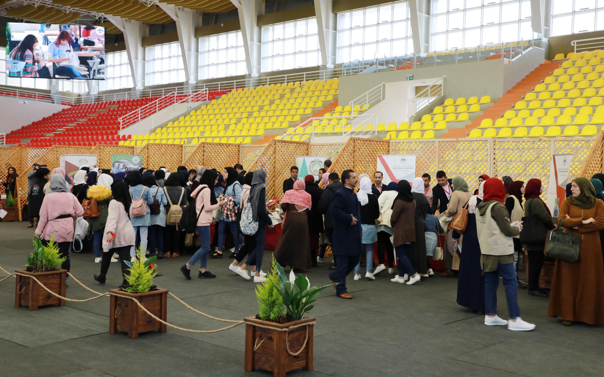 Guidance day for “Al-Injaz” high school students 