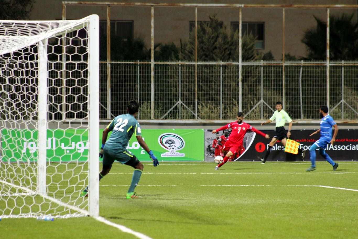 مباراة المنتخب الوطني الفلسطيني والمنتخب المالديفي على ستاد الجامعة العربية الامريكية الدولي