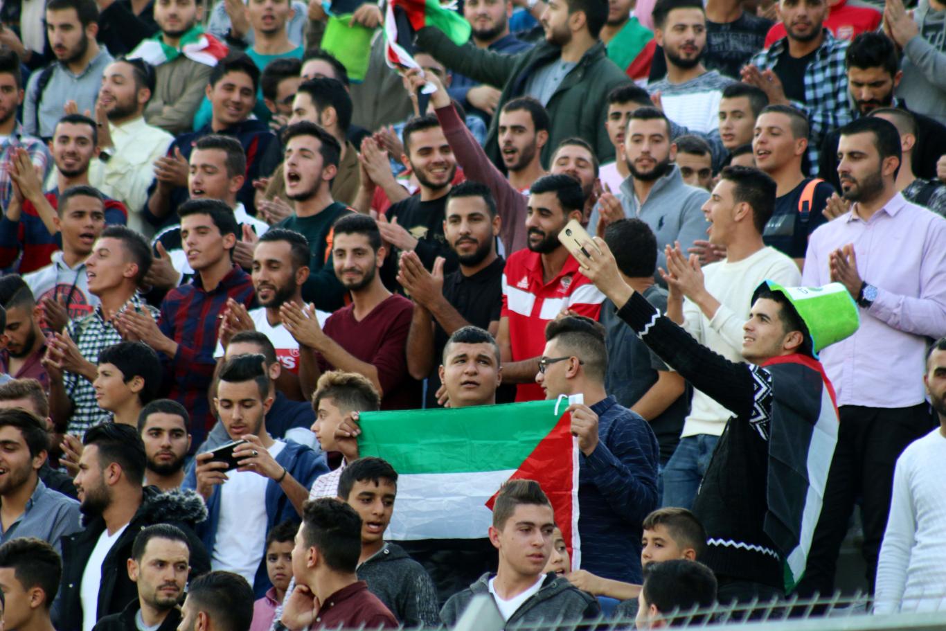 مباراة المنتخب الوطني الفلسطيني والمنتخب المالديفي على ستاد الجامعة العربية الامريكية الدولي