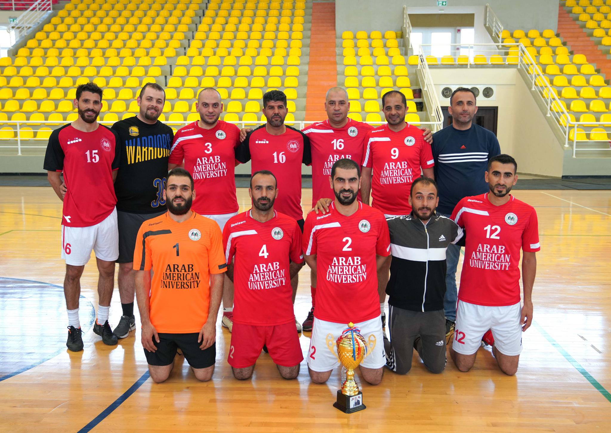 مباراة ودية بين منتخب موظفي الجامعة ومنتخب موظفي مديرية التربية والتعليم في طولكرم