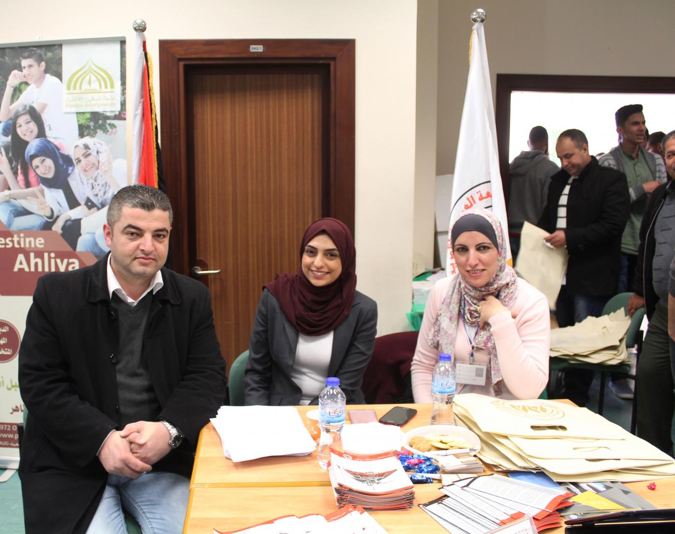 University participant delegation in the fair