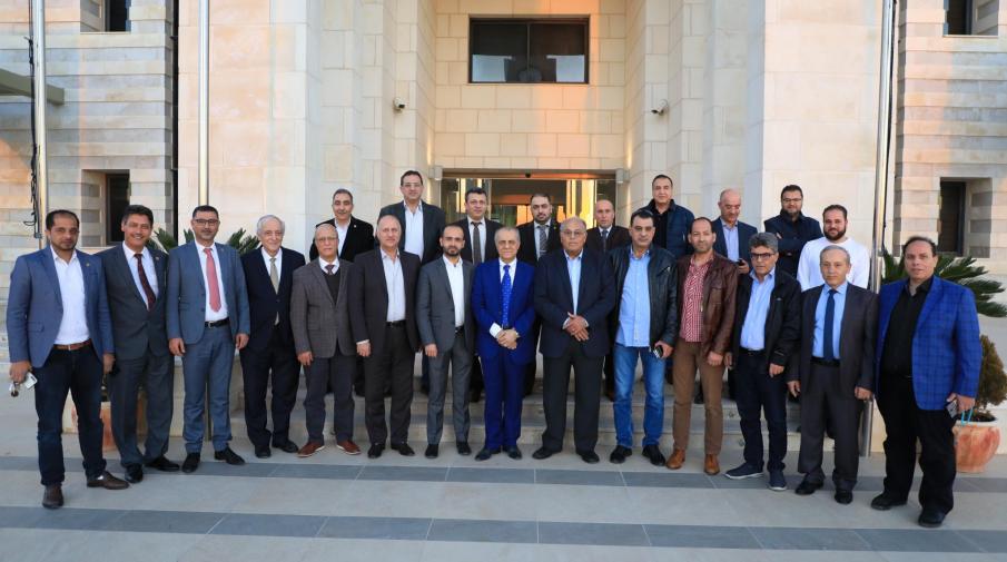 Accompanied by Eng. Zuhair Hijjawi- a Board of Directors Member, a delegation from the Palestinian Labor Council from Dubai and the Northern Emirates has visited the Arab American University.