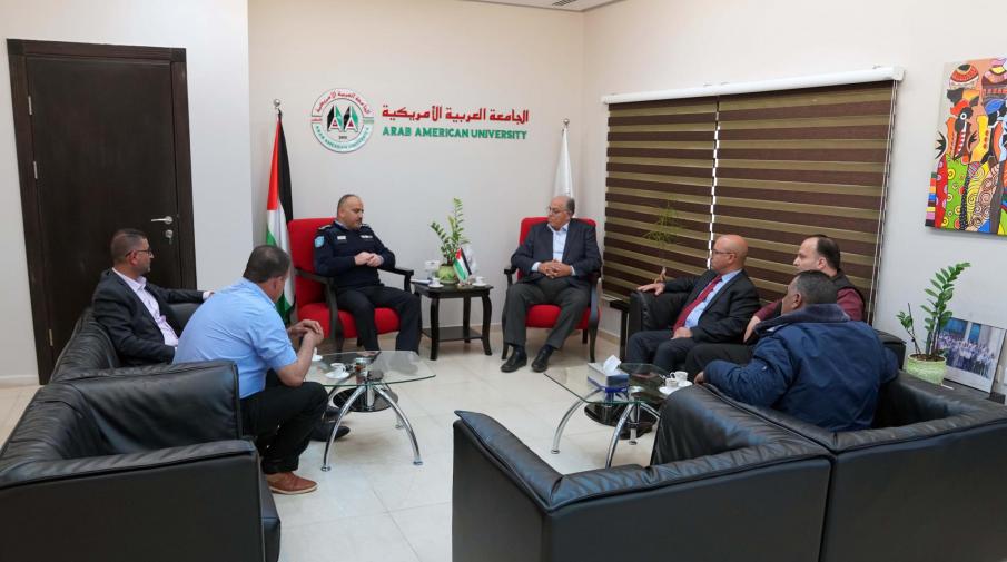 The University & the Police of Jenin Governorate discuss ways of cooperation to provide security for students and organize traffic