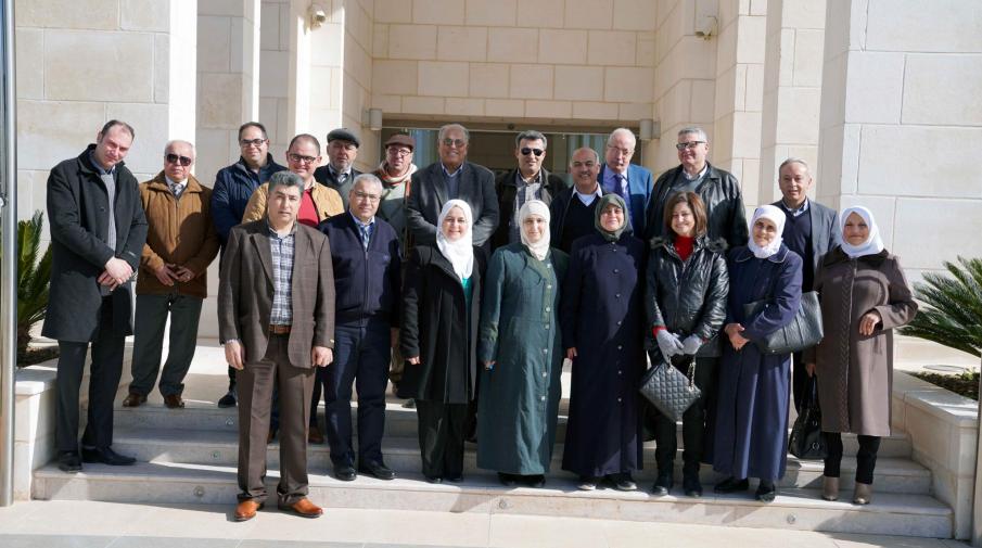 A delegation from the Faculty of Science from Al-Najah University visits the University