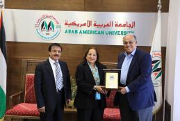 The University welcomes the Minister of Health and discuss ways of cooperation