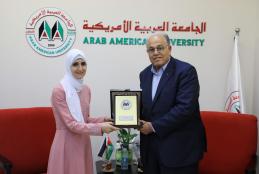 The University President honors The student Ghadeer Khalil Who won First Place in the national competition of "student university researcher" for the year 2018