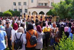 The Deanship of Student Affairs Organizes an Artistic and Cultural Event