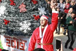 Lighting the Christmas Tree at the University