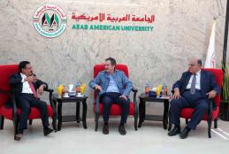 The Mayor of Turkish City Eschshahis Tebibashi Visits the University