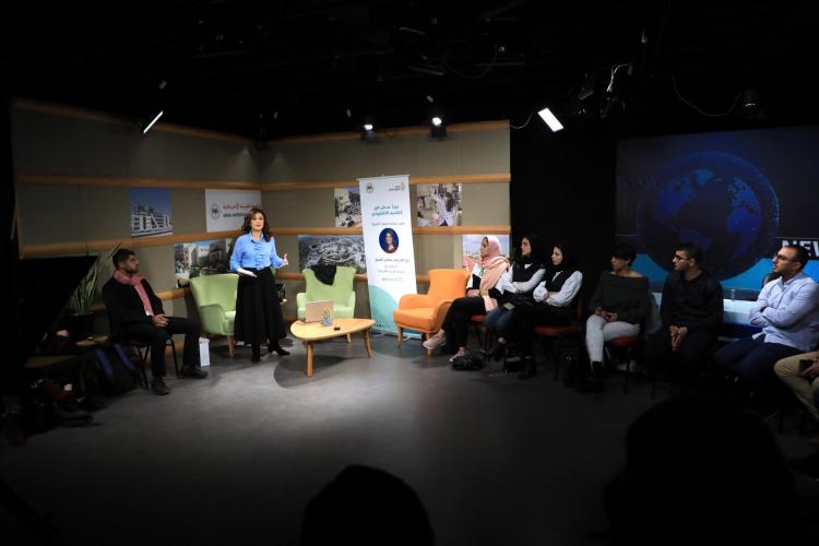 AAUP Hosts the TV Presenter in Al Jazeera, Ms. Salma AL Jamal to Give a Training Course About TV Broadcasting for Arabic Language and Media Students